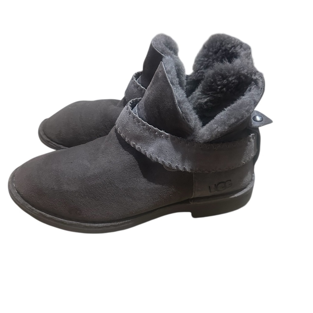 UGG Women's Gray Suede Ankle Boots - Picture 4 of 9